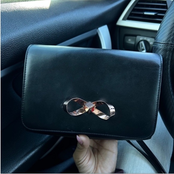 Ted Baker Black Clutch with Rose Gold Detail - Picture 1 of 5